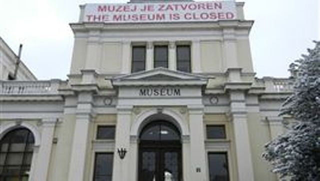 closed-museum